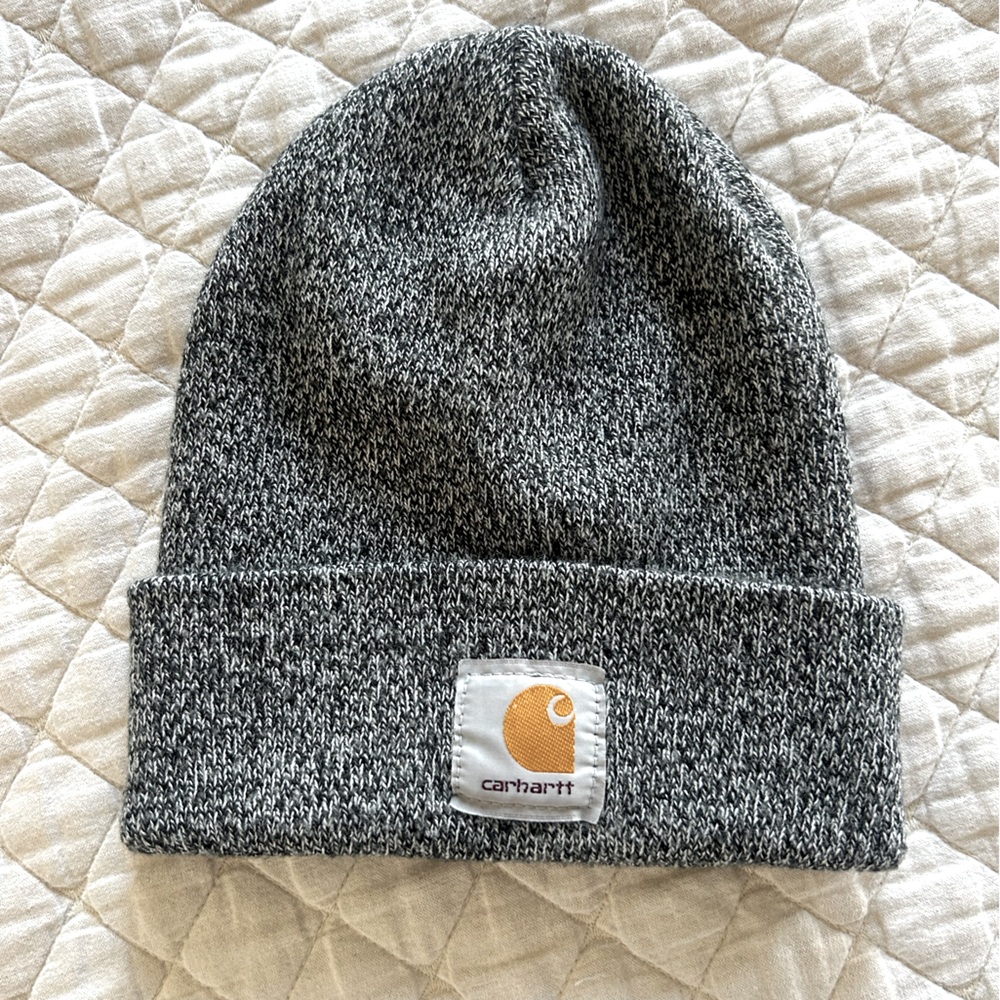Gray Carhart beanie like new